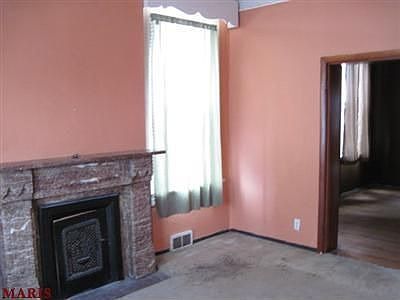 2nd image of 127 Koeln Ave