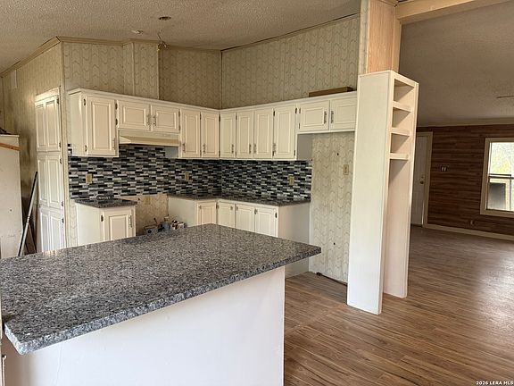 2nd image of 102 DEWEY LN