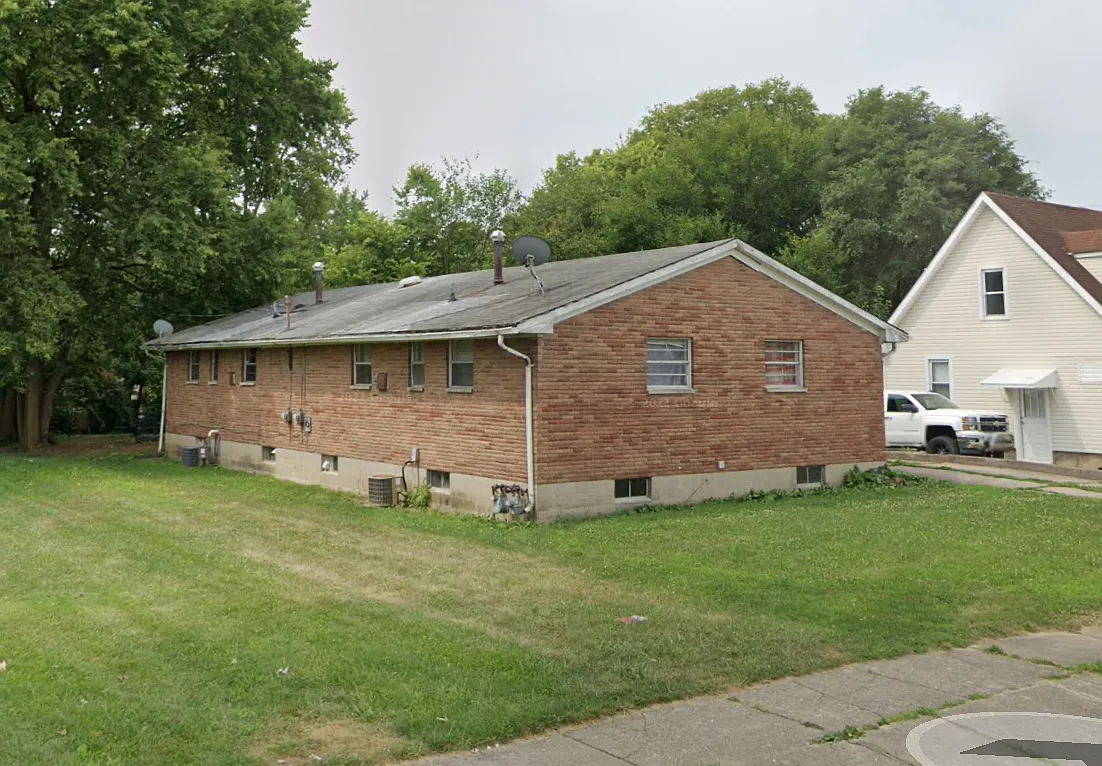 100-102 West Lindberg Drive - 102 — Photo 3