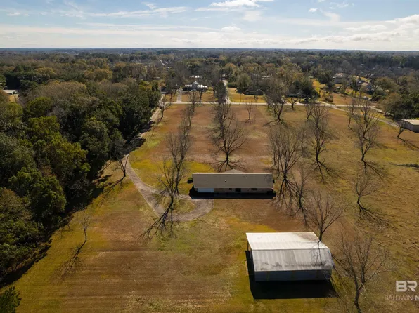 9575 Mosley Rd, Fairhope, AL 36532