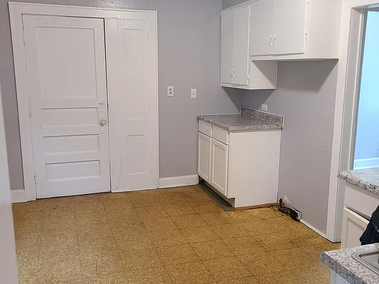 2515 W Cherry St #LOWER — Photo 10