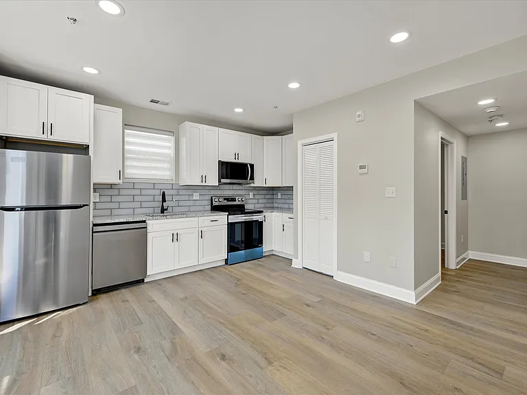 4706 Harford Rd #4 — Photo 13