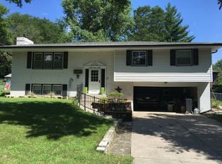 3320 Calvert St, Lincoln, NE 68506