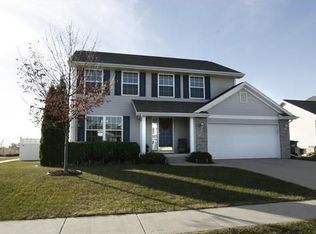 7318 Prairie Heights Dr SW, Cedar Rapids, IA 52404