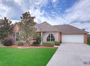 23617 Springhill Dr, Denham Springs, LA 70726