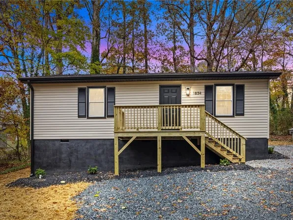 1834 Burgess St, Asheboro, NC 27203
