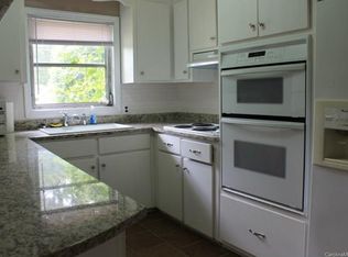 4332 Castlewood Rd, Charlotte, NC 28209