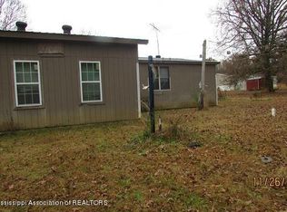 260 Sandidge Dr, Byhalia, MS 38611