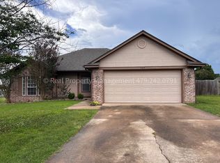 6005 Sandy Parker Ct, Fort Smith, AR 72916