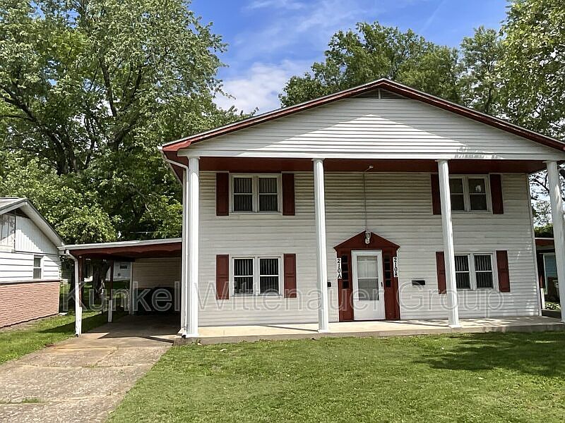 1st image of 210 Howard Dr #A