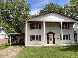 210 Howard Dr #A, Ofallon, IL 62269