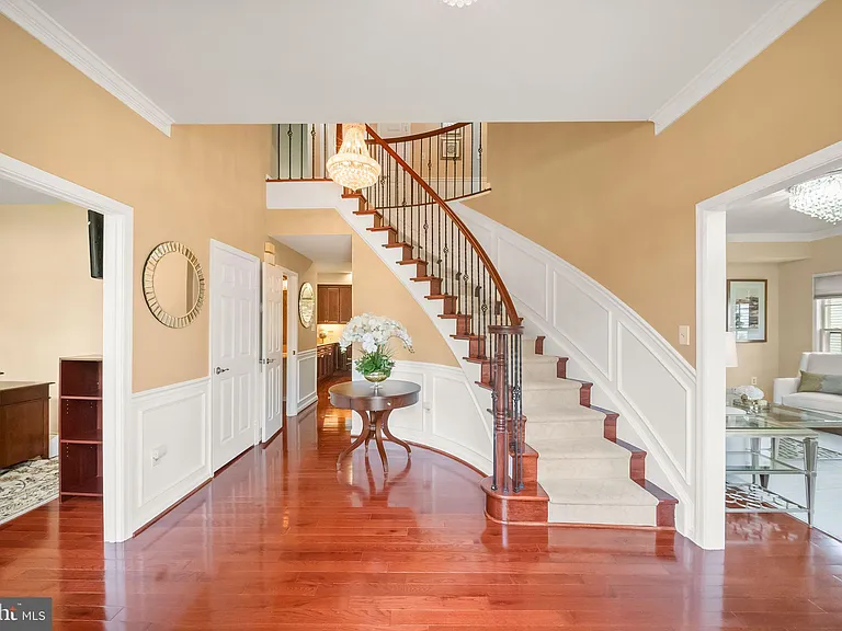 5667 Lonesome Dove Ct — Photo 9