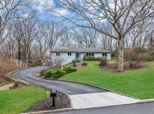 14 Cordwood Path, Shoreham, NY 11786