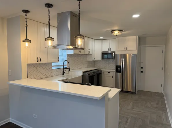 1936 Euclid Ave APT 2, Berwyn, IL 60402