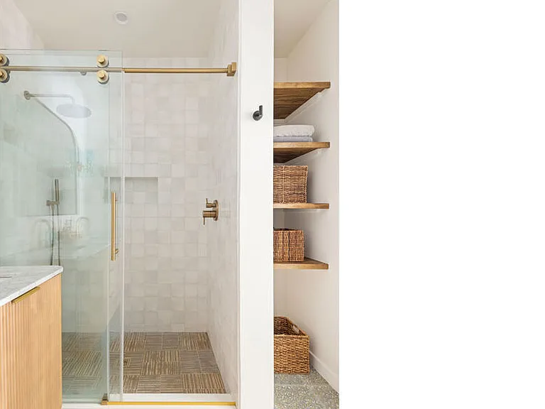 137 E Avenue 43 — Photo 22