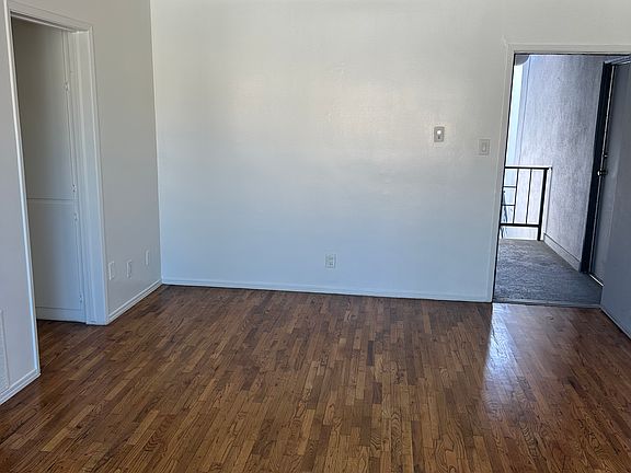 4th image of 8707 Pickford St #6-8665P