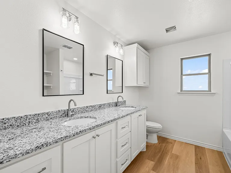 11409 N Cres #2800-A — Photo 15