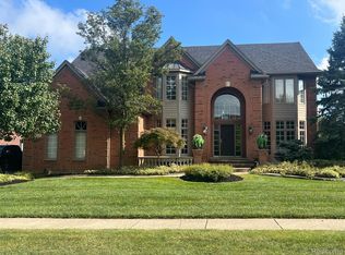 725 Panorama, Rochester Hills, MI 48306