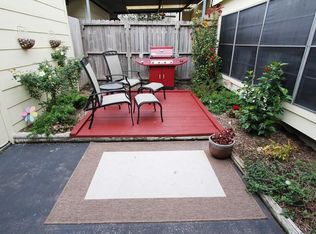 3856 Laura Leigh Dr, Friendswood, TX 77546