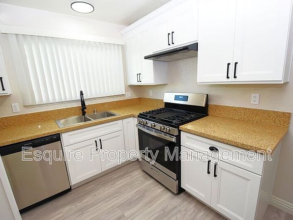 5th image of 2823 Harbor Blvd
