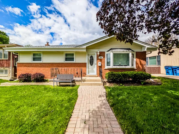 1005 E Irving Park Rd, Itasca, IL 60143