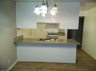 8633 Columbus Ave APT 1, North Hills, CA 91343