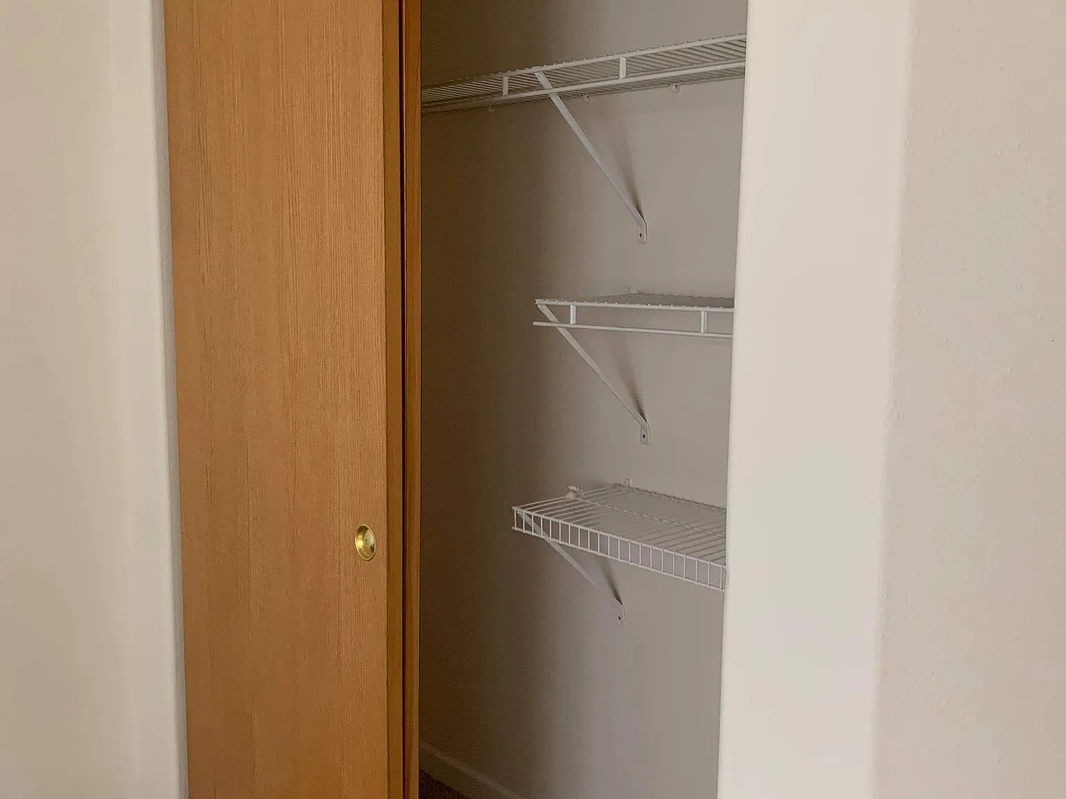 4 bed, 2580 sqft, $750 — Photo 1