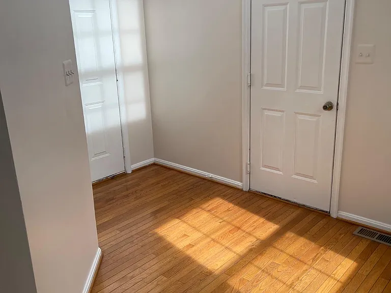 6 Marketree Ct — Photo 24