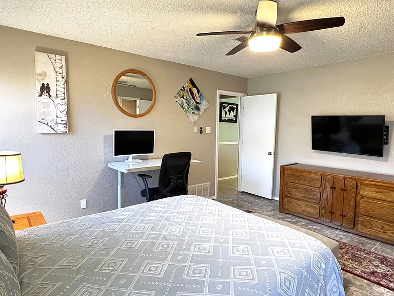 1429 Hall Dr — Photo 19