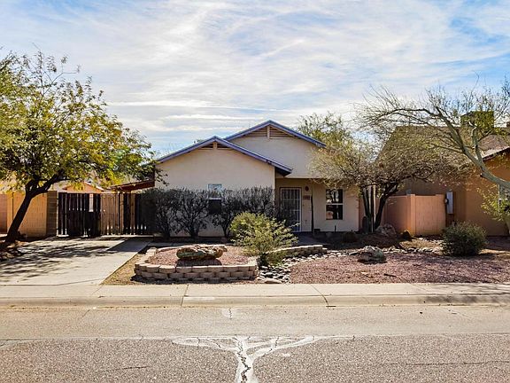 4th image of 1351 E Alta Vista Rd