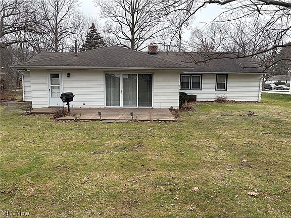 2nd image of 2265 Country Club Dr