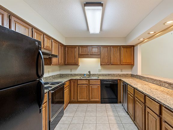 5th image of 84 Fairway Villas Drive #84
