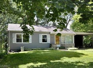 2531 Wellington Rd, Kalamazoo, MI 49008