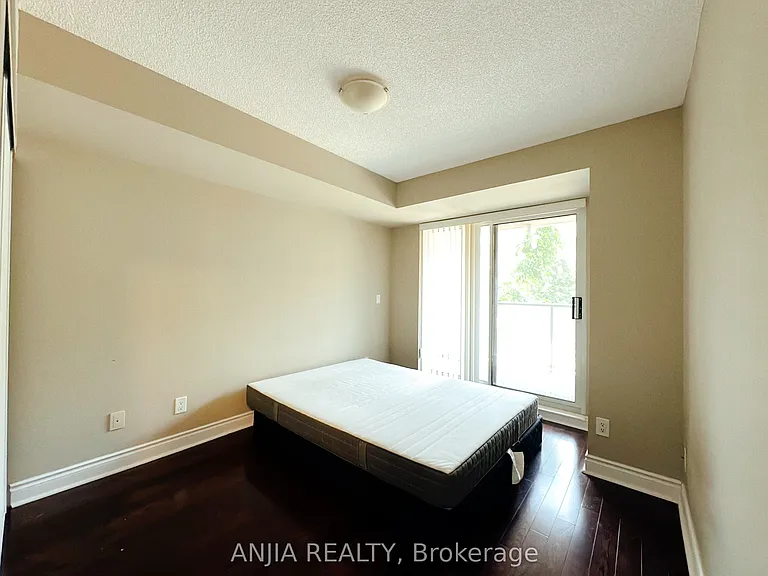39 Galleria Pkwy #219A — Photo 10