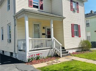 38 Flanders St, Rochester, NY 14619