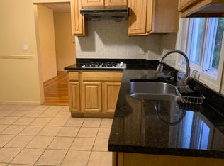 10-12 Everett St, Malden, MA 02148