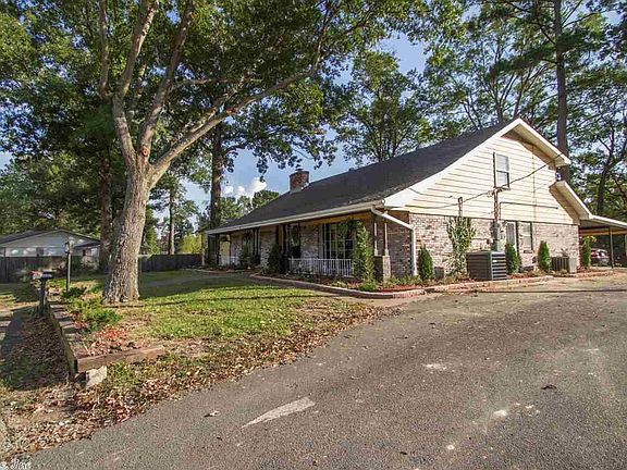 3rd image of 2102 Lancelot Ln