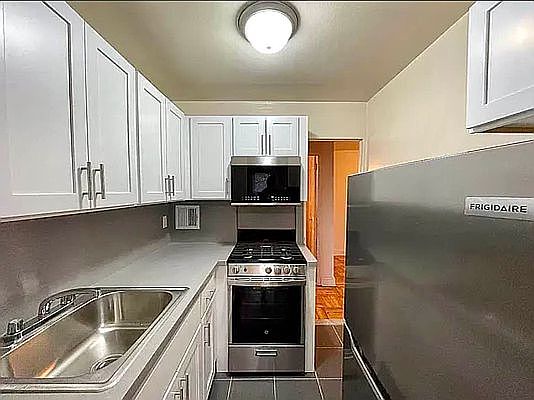 1st image of 165-20 Highland Ave #3G