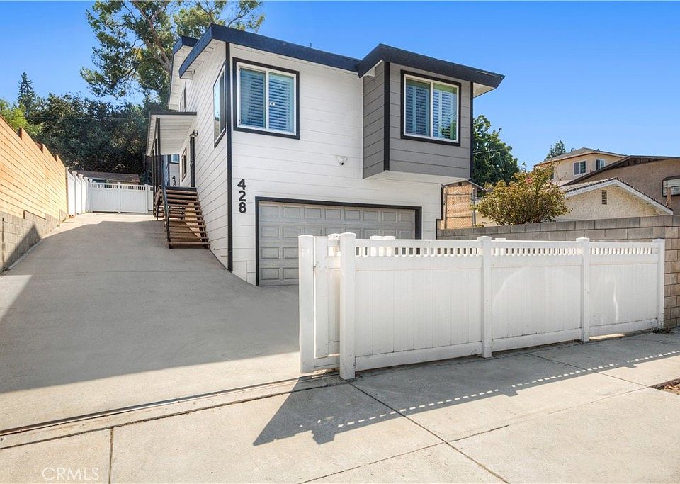 1st image of 428 Kendall Ave