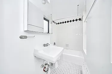 Rented by Living New York