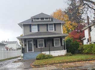 344 Rochelle Ave, Rochelle Park, NJ 07662