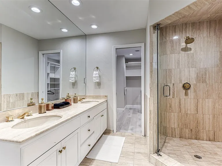 616 1st Key Dr — Photo 31