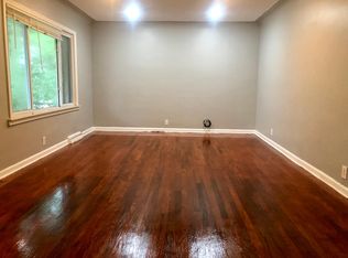 3674 S Livernois Rd, Rochester Hills, MI 48307