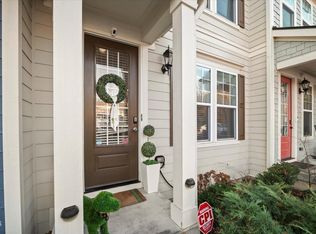 2806 Bedford Green Dr #102, Raleigh, NC 27604