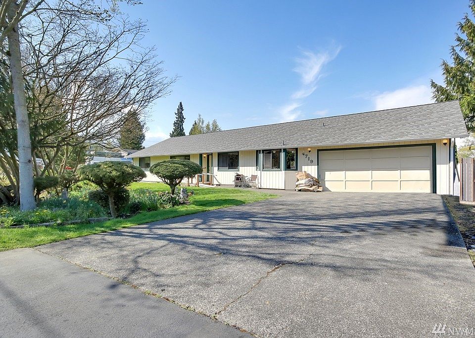 1st image of 4719 53rd St E