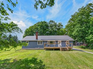 6213 Perth Rd, South Frontenac, ON K0H2L0
