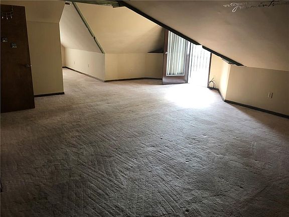 4th image of 726 Liberty St APT C