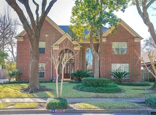 2919 Four Winds Dr, Missouri City, TX 77459
