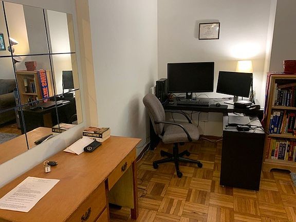 5th image of 4000 Tunlaw Rd NW APT 430