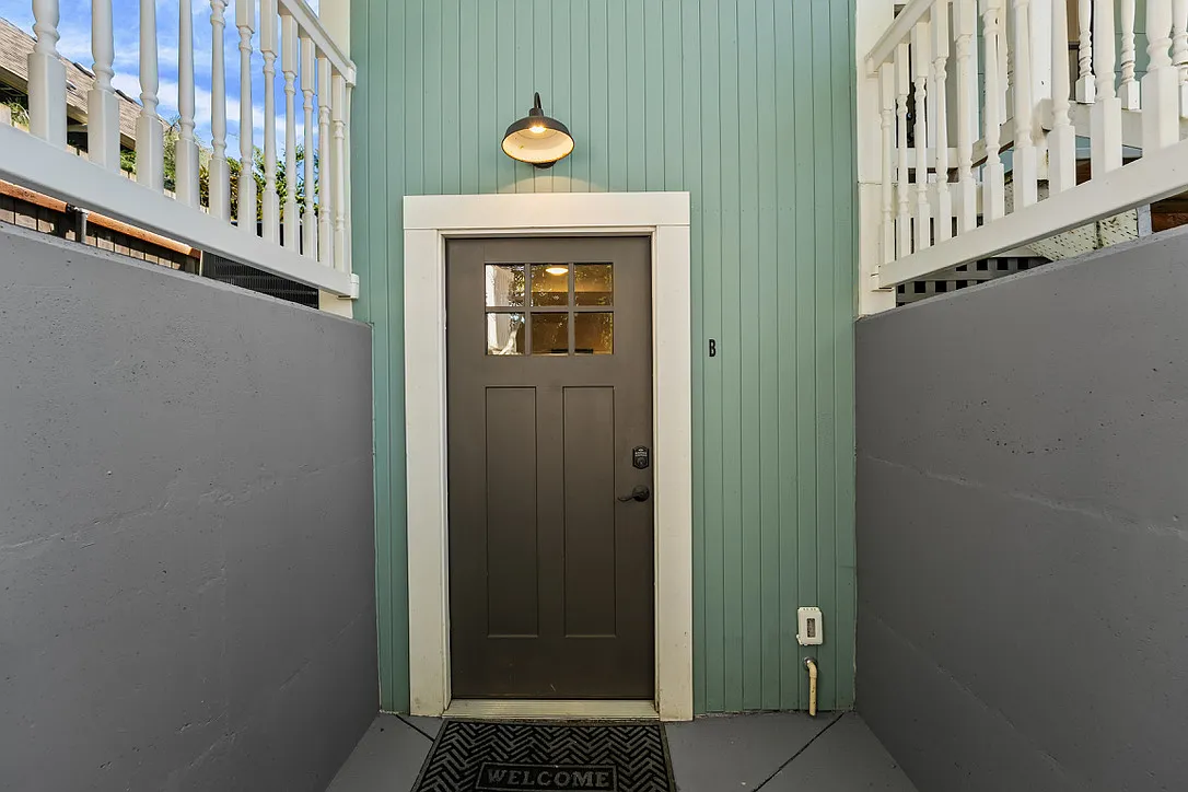 2 bed, 890 sqft, $1,595 — Photo 3